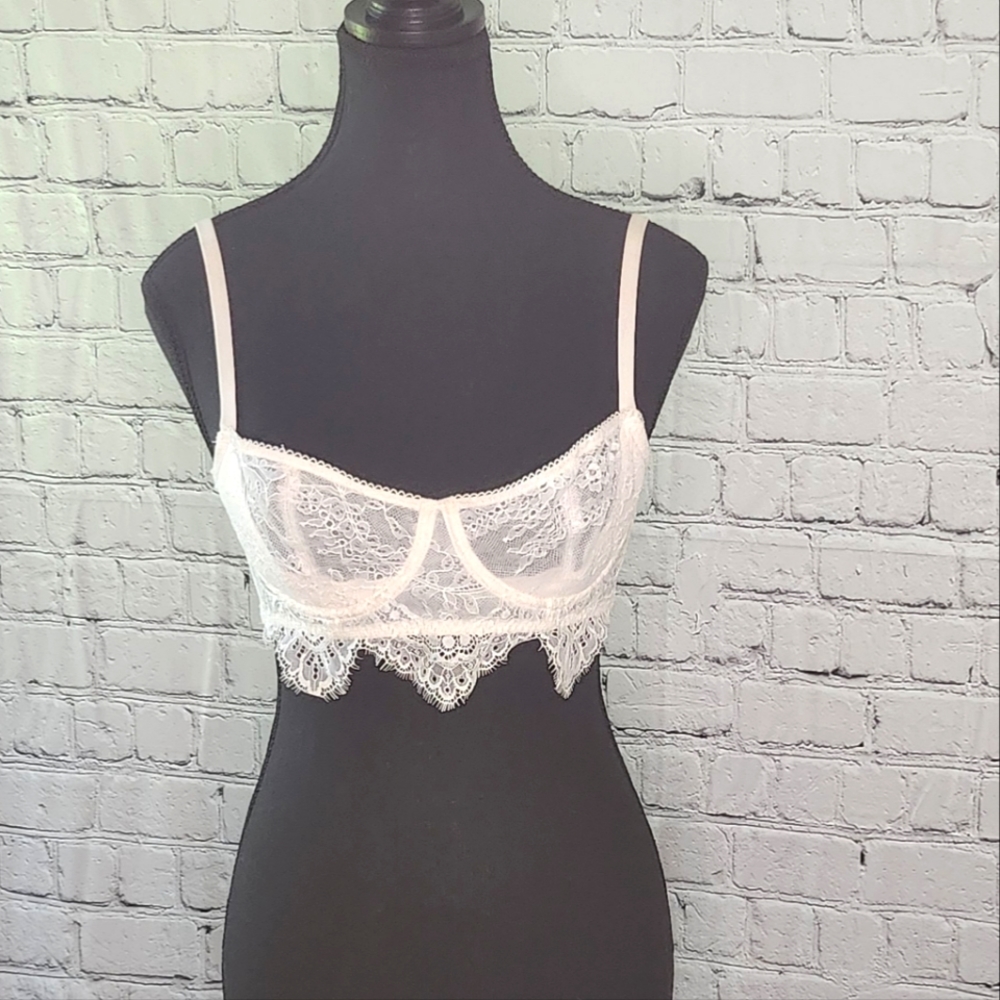 Lacey bralette